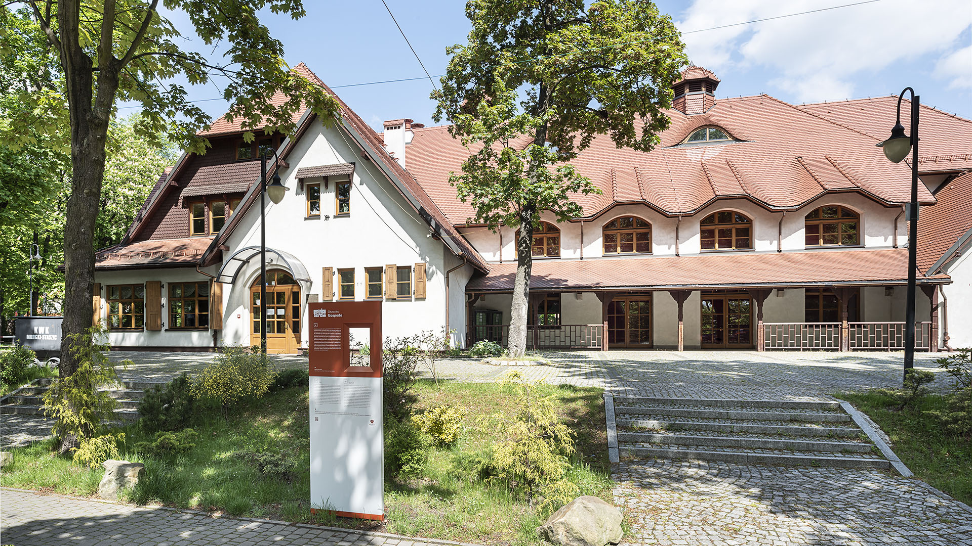 Wayfinding system for a walking route in Giszowiec in Katowice