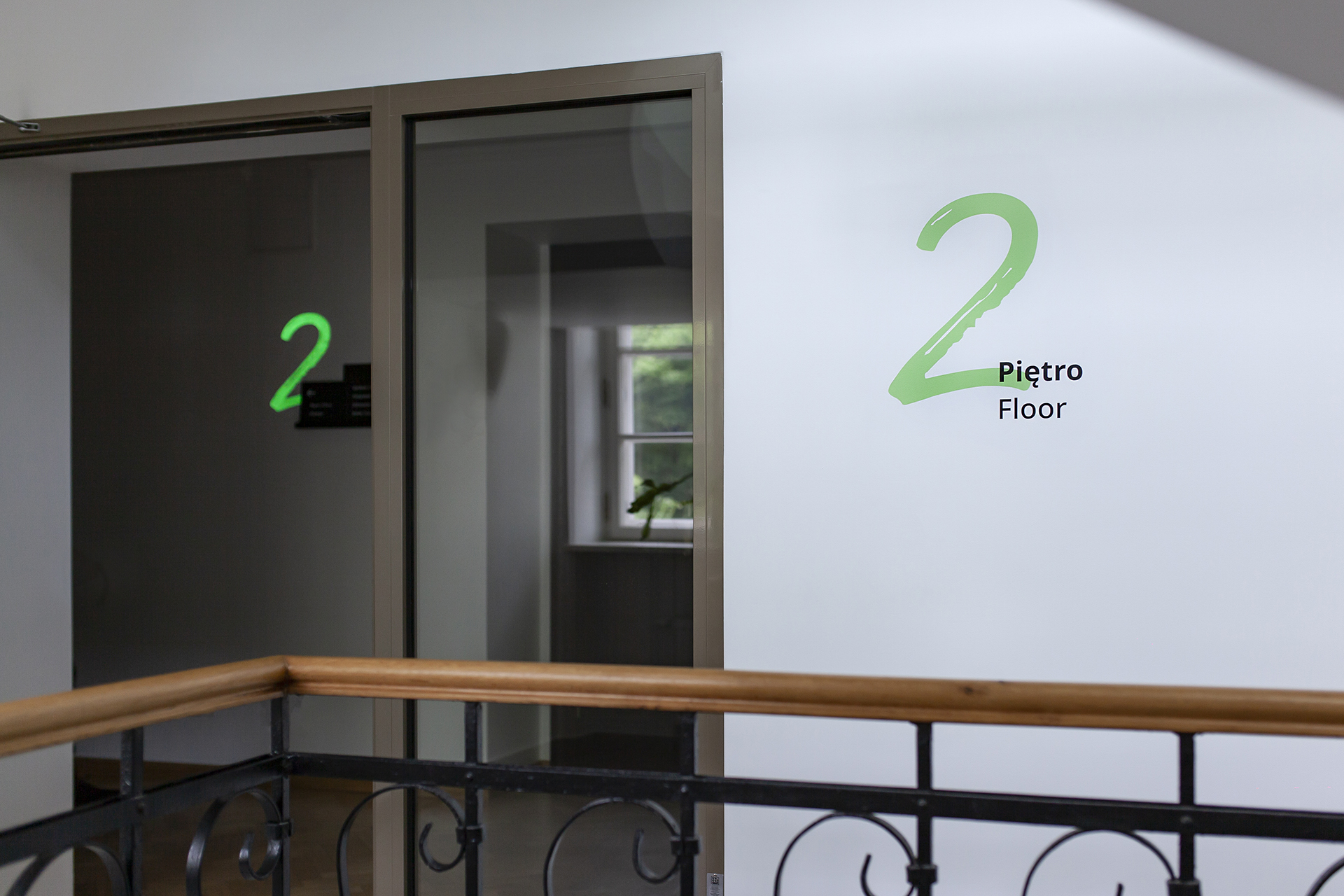 Wayfinding system in Maria Sklodowiej Curie in Warsaw