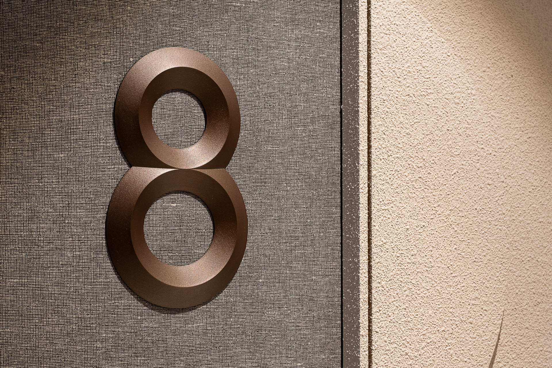 Industrial design of the floor number in wayfinding system