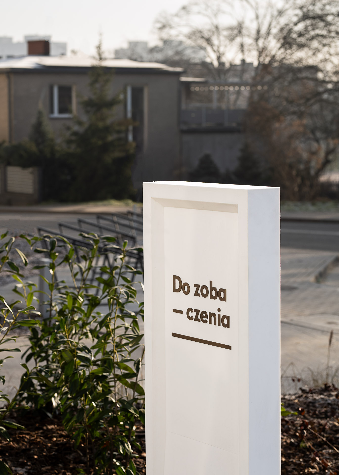 Totem industrial design in wayfinding system