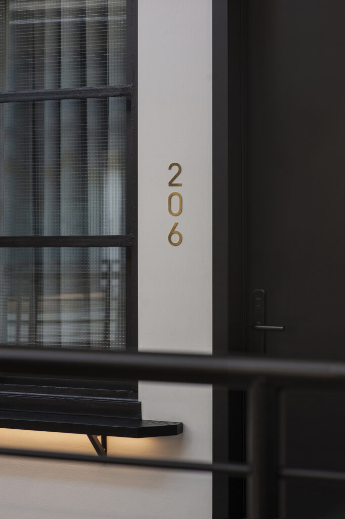 Aparthotel number signage