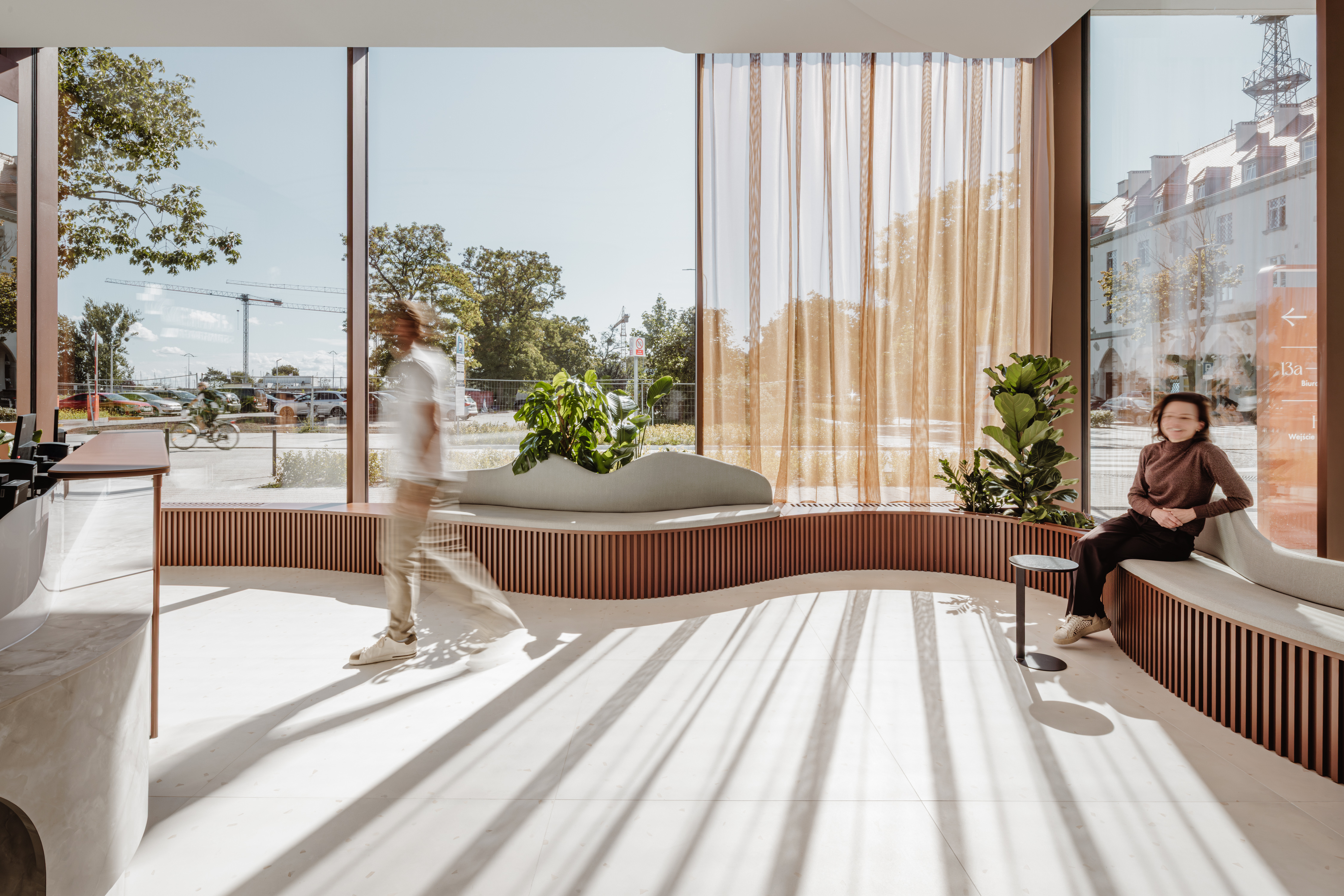 LUX MED medical clinic wayfinding and interior standard