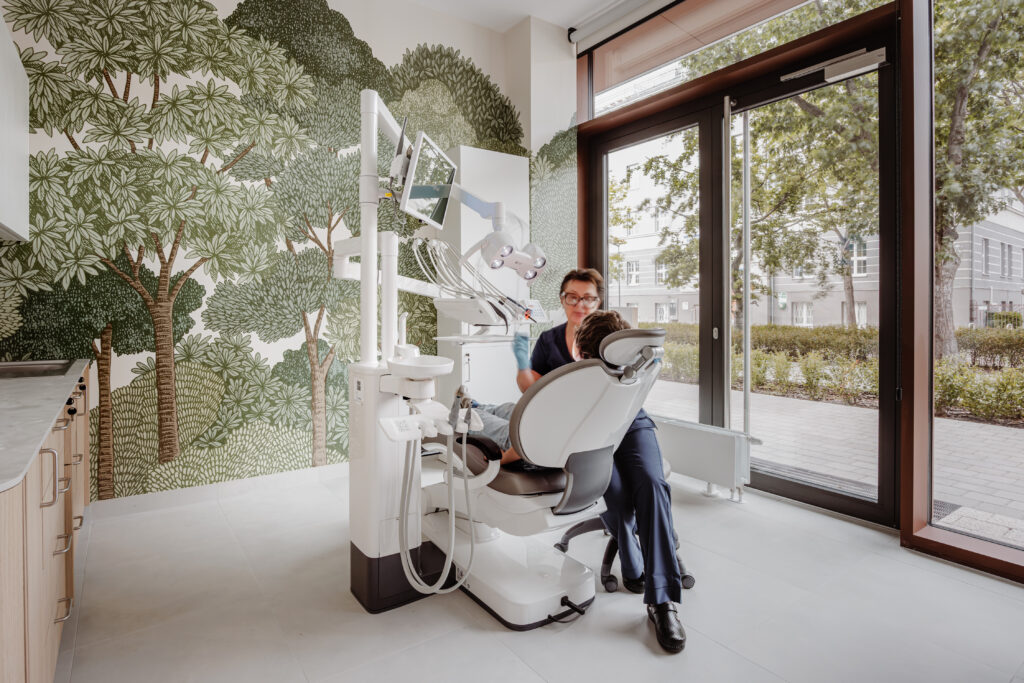 LUX MED new wayfinding standard dental clinic