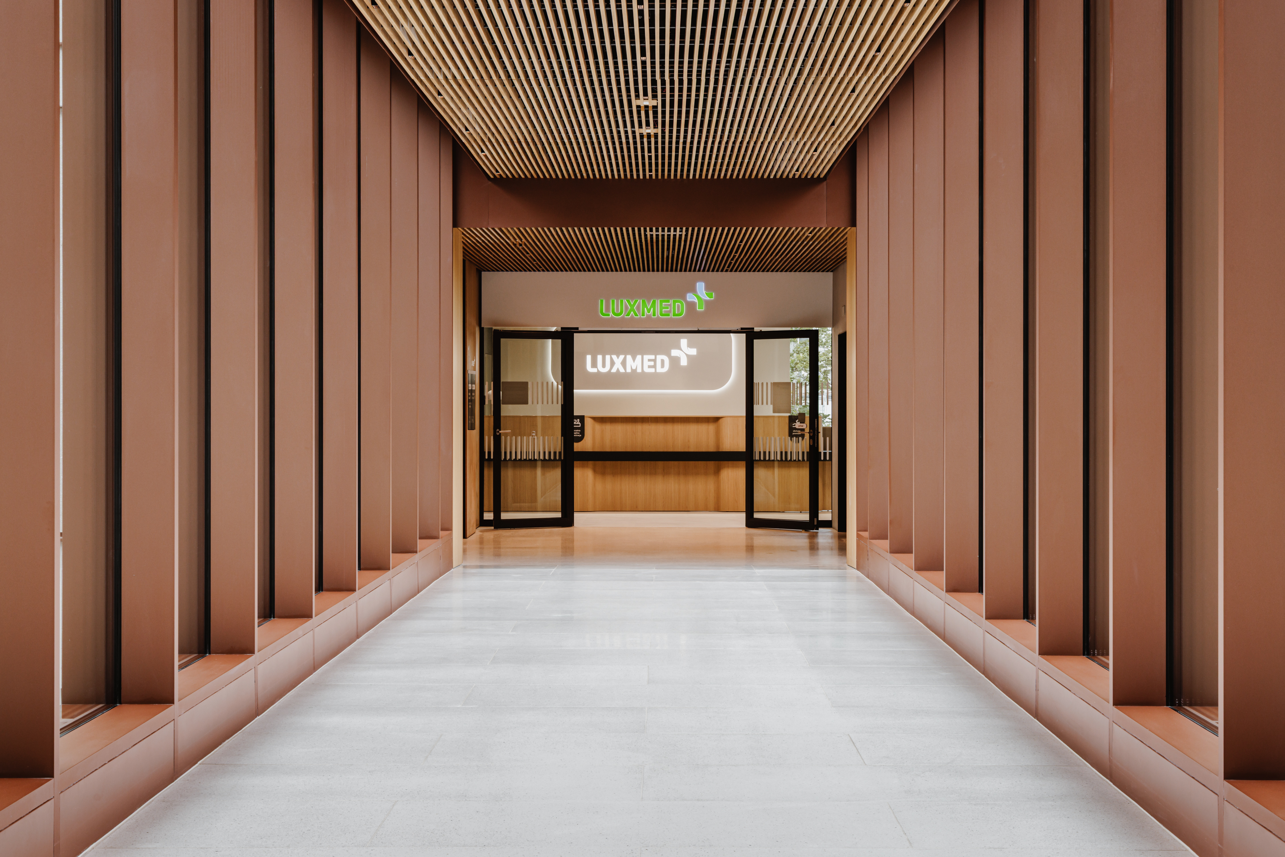 Wayfinding system informacji wizualnej LUX MED