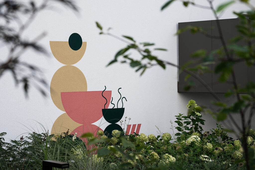 System informacji wizualnej R4R Romanowicza Kraków mural