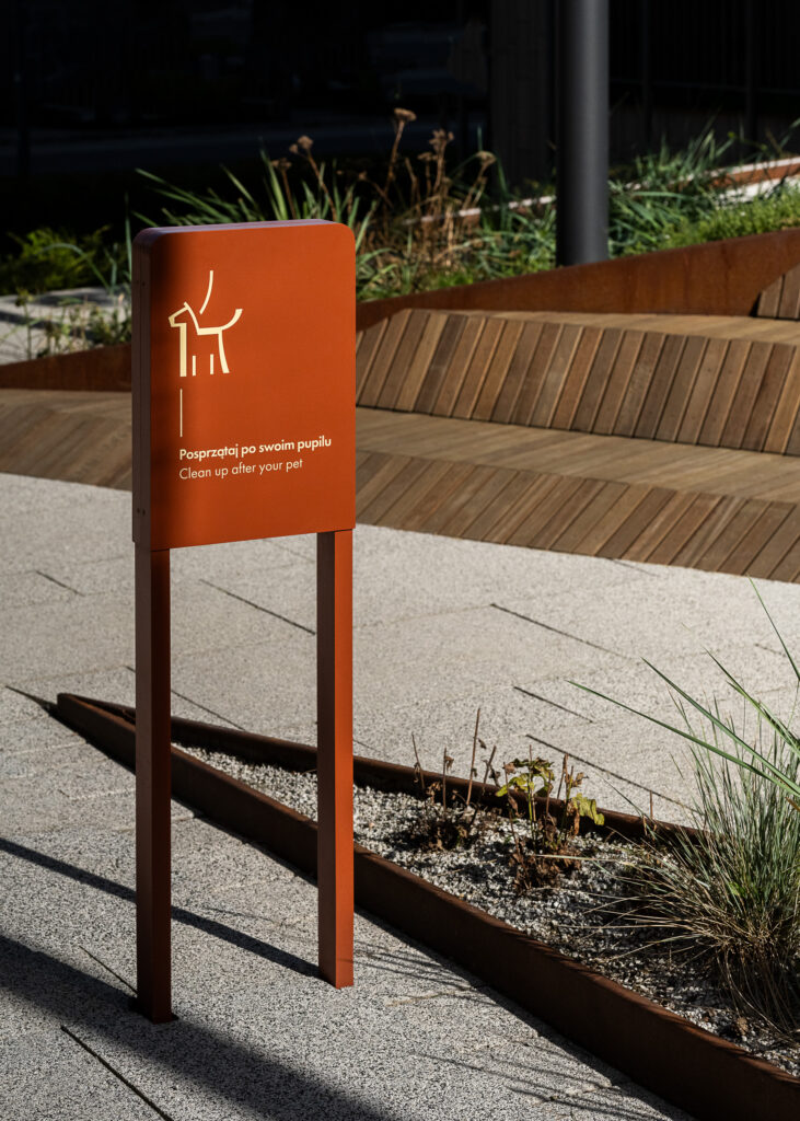 Vastint Waterfront in Gdynia system informacji wizualnej