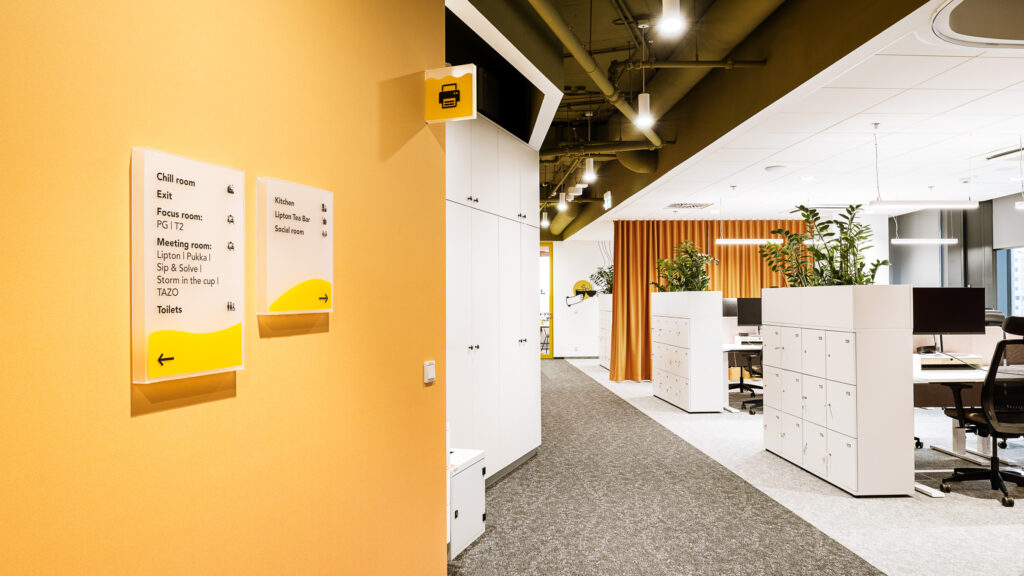 Lipton Teas and Infusions Global Services Hub wayfinding system design