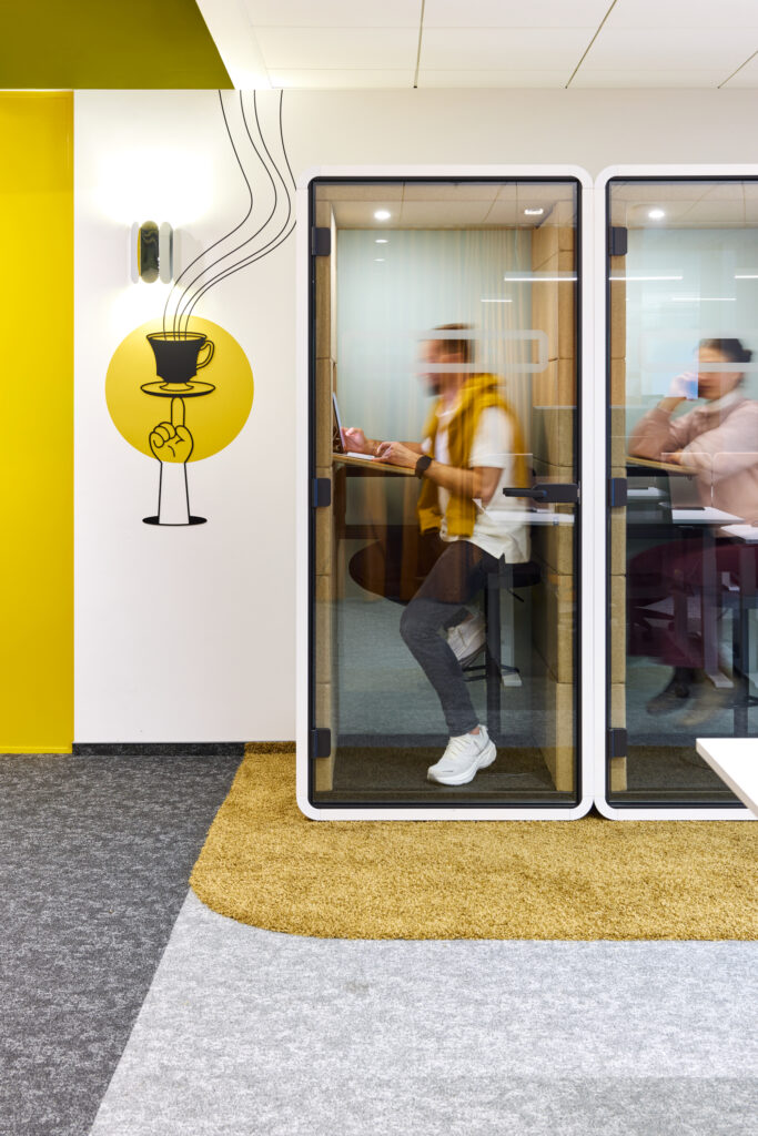 LIPTON Teas and Infusions Global HUB interior design and space branding