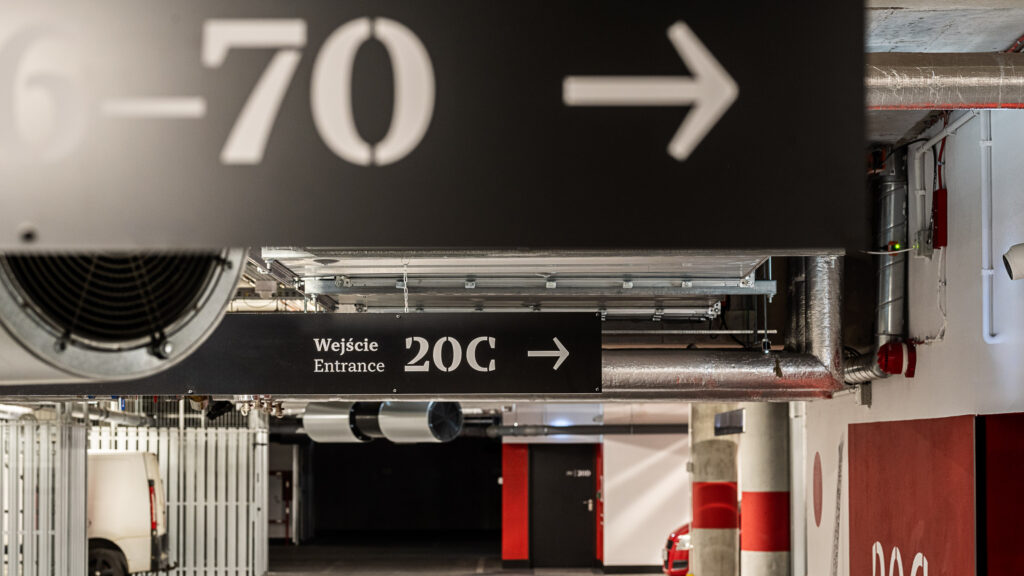 Doki Living II Gdańsk parking nośniki podwieszane