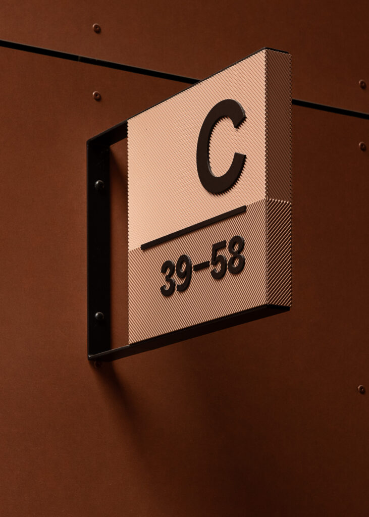 Słoneczne Tarasy w Łodzi semafor poprzeczny