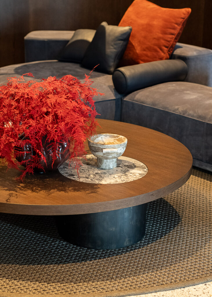 Residential building lobby Noho Investment Lindego