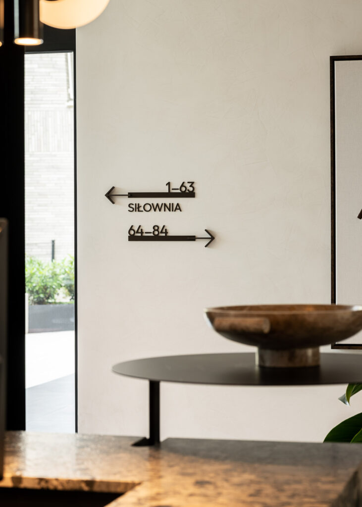 metal wayfinding system in Lindego Noho Investment leitsystem